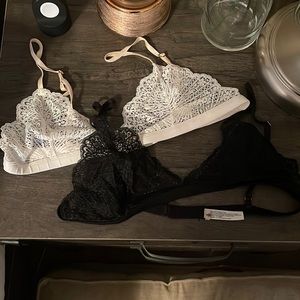 Aritzia bralette